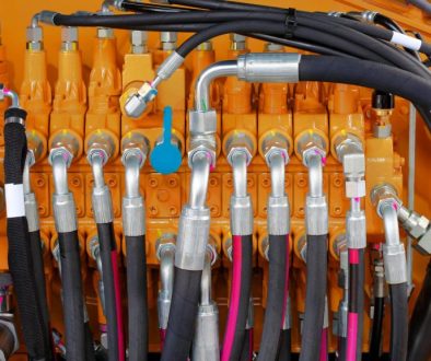 12 Top 3 Benefits of Hydraulic Hose Maintenance for Your Equipment - BFS Fleet Services Featured IMG