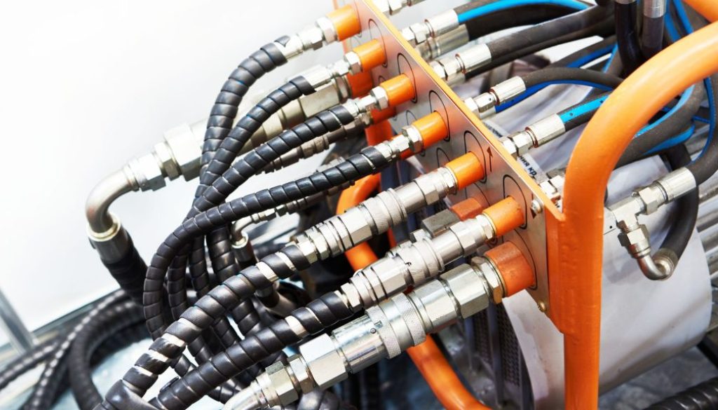 13 How to Choose the Right Hydraulic Hose for Your Equipment - BFS Fleet Services Featured IMG
