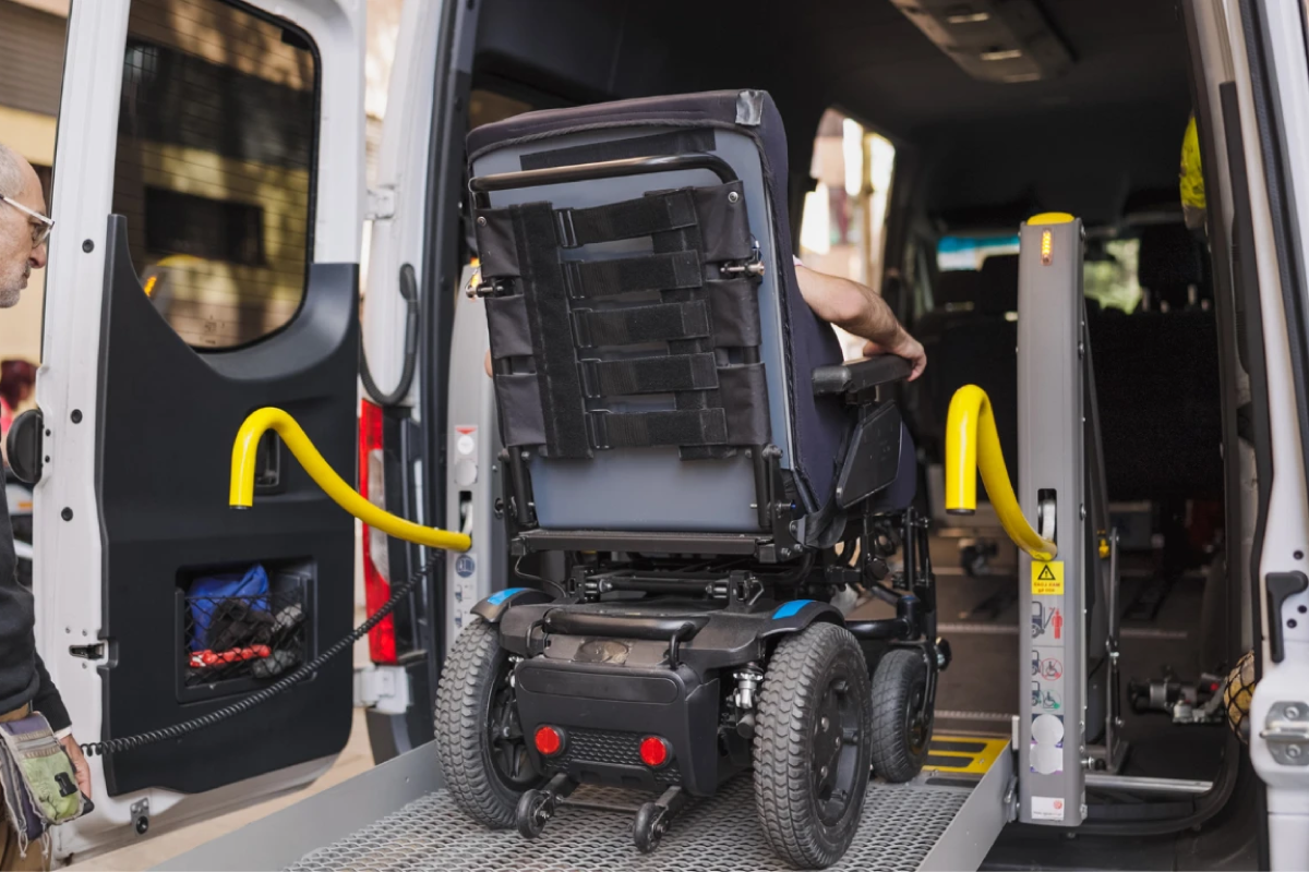 BFS-Fleet-Service----Better-Faster-Service-For-Fleets-RVs-Cranes-and-Trucks-Buffalo-NY-IMG222